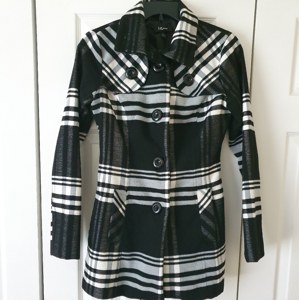 IZ Byer Black/White Peacoat